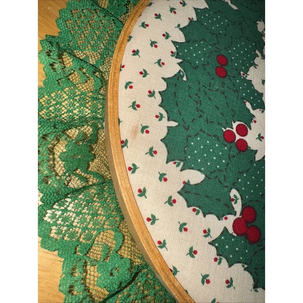 Vtg Handmade Christmas Goose Embroidery Hoop Wall Hanging Lace Trim Grandmacore